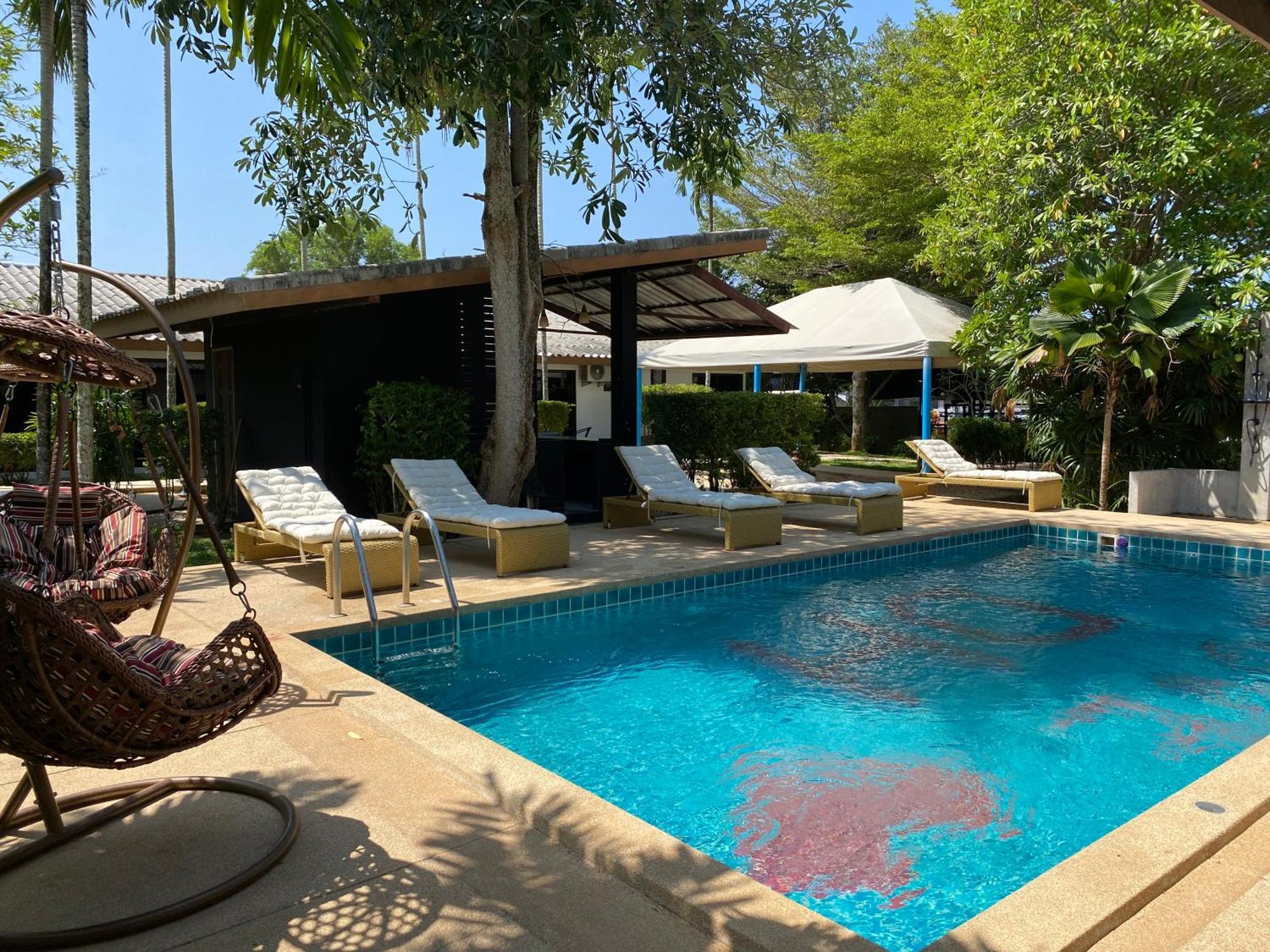 Apollo Hotel Chalong Ban Suan  外观 照片